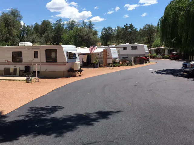 Lazy D Ranch RV & Apartments Picture 2