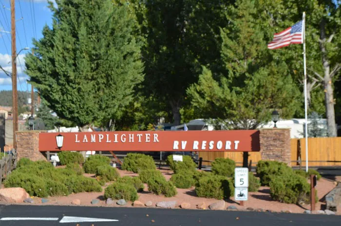 Lamplighter RV Resort Picture 9