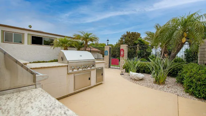 Palos Verdes Shores MH & Golf Community Picture 4