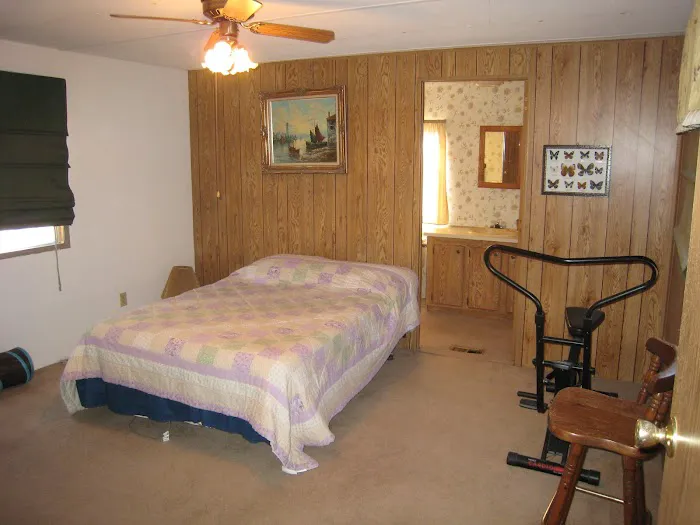 Westglen Mobile Home Park Picture 3