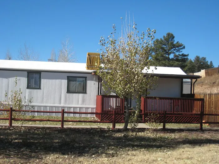 Westglen Mobile Home Park Picture 5