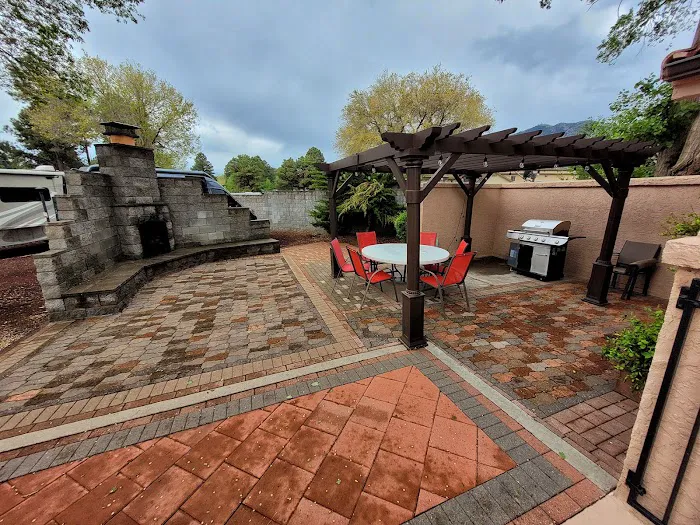 J & H RV Park Picture 7