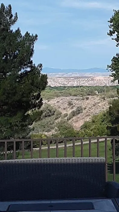 On The Greens Picture 9