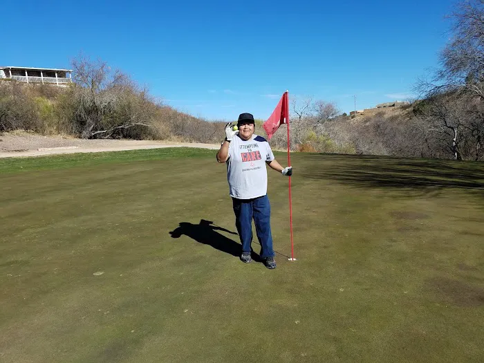 On The Greens Picture 8