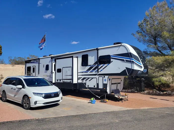 Distant Drums RV Resort Picture 8