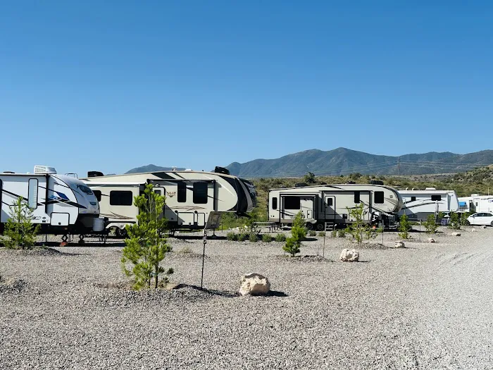 Cottonwood Springs RV Resort & Storage Picture 1