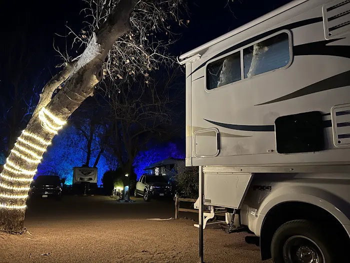 Zane Grey RV Village Picture 4