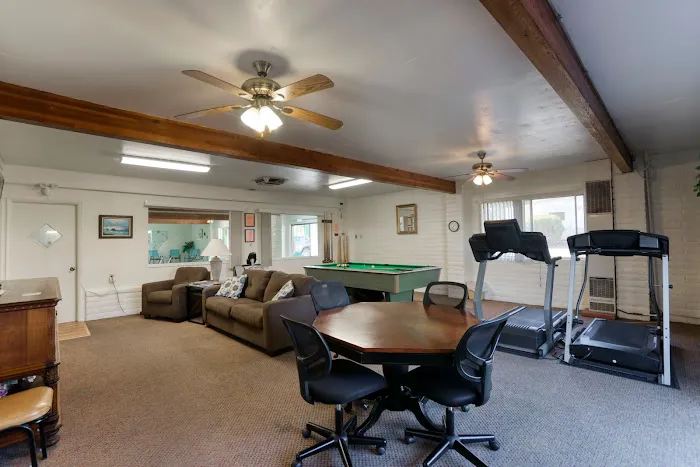 Lampliter Village Picture 6