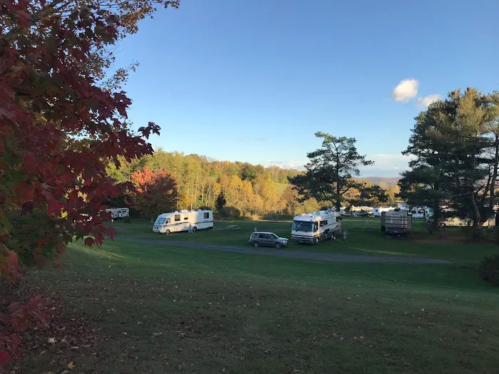Lake Champagne RV Picture 10