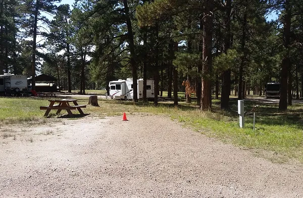 Casey's RV Hideaway Picture 3