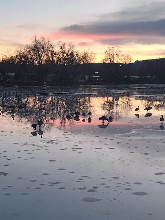 Wolhurst Lake Picture 3