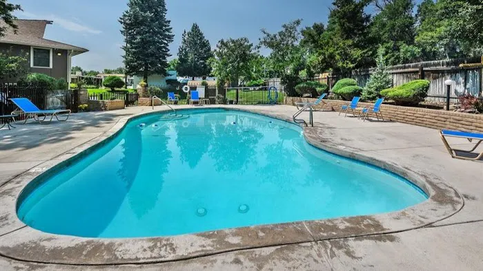 Bear Creek Village Picture 3