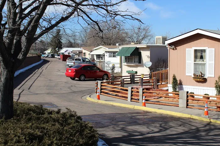 Ridgewood Mobile Home Park Picture 3