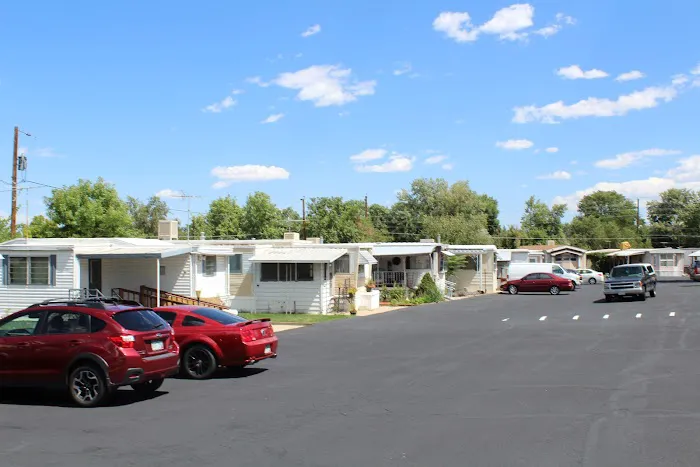 Ridgewood Mobile Home Park Picture 5
