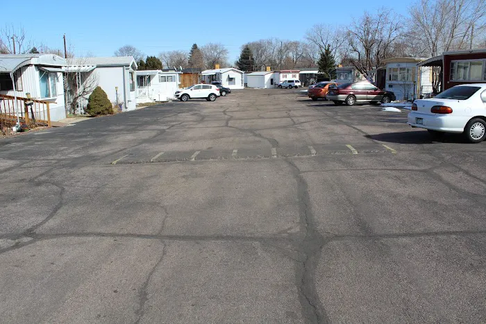 Ridgewood Mobile Home Park Picture 6