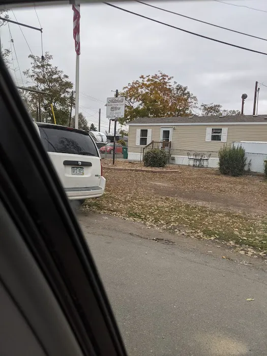 Mitchell's Mobile Home Court Picture 1