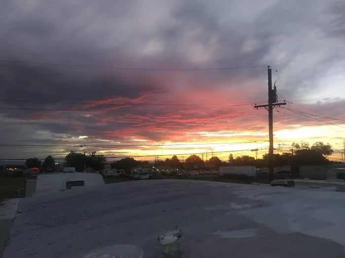 Sierra Bonita Estates Mobile Home Park & RV Picture 7