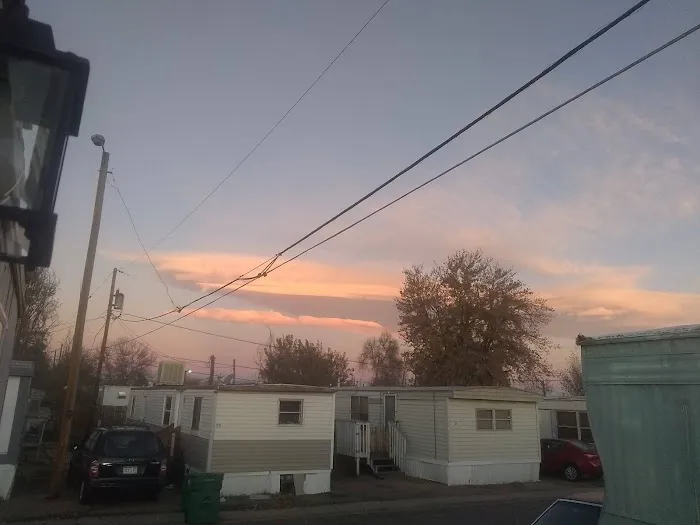 M & M Mobile Home Park Picture 5