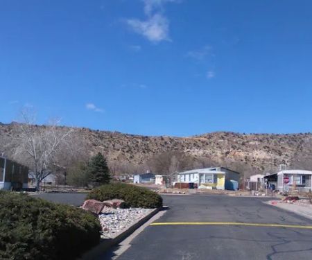 Lamp Lighter Mobile Home Park