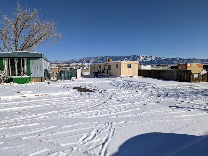 Lamp Lighter Mobile Home Park Picture 6
