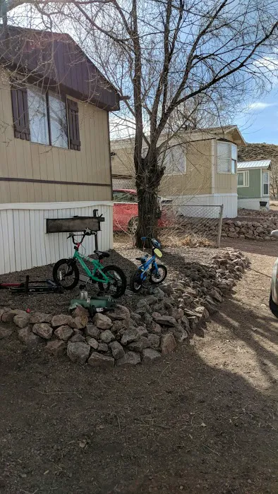 Ponderosa mobile home park Picture 2