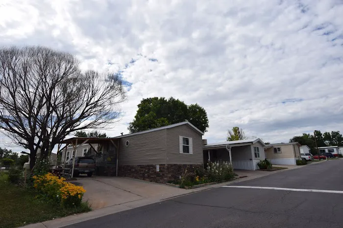 Redwood Estates Manufactured Home Community Picture 6