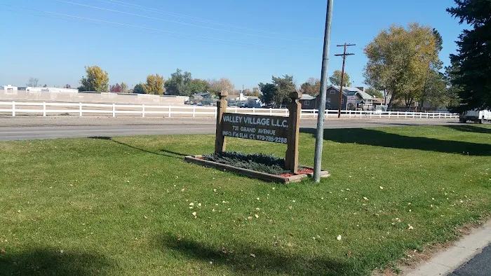 Valley Village Manufactured Home Community Picture 4