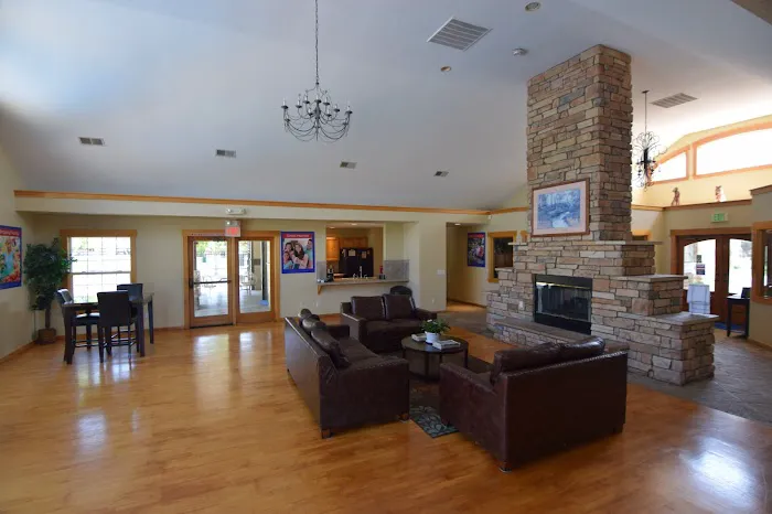 Longview Manufactured Home Community Picture 6