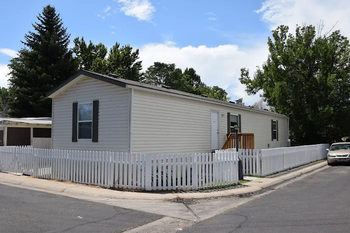 Countryside Village Of Longmont Manufactured Home Community Picture 9