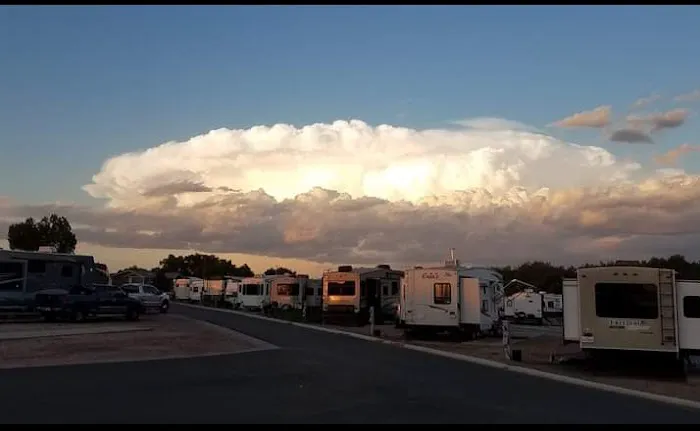 Greeley RV Park Picture 2