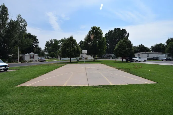 Friendly Village of Greeley Manufactured Home Community Picture 2