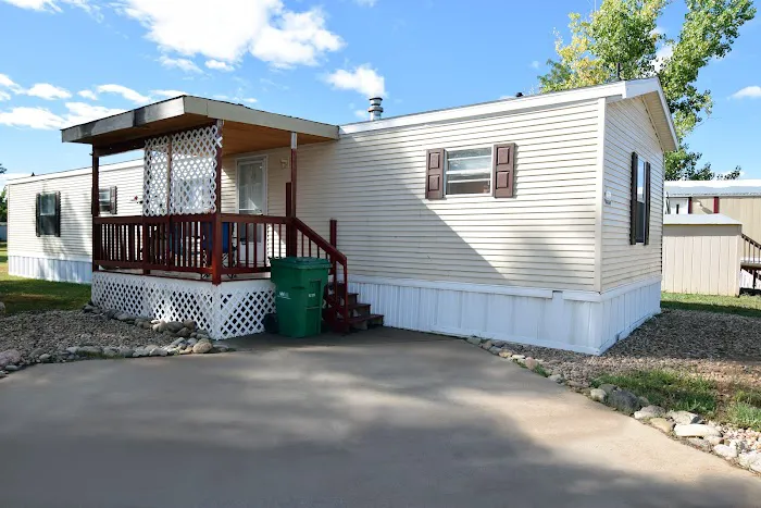 Villa West Manufactured Home Community Picture 1