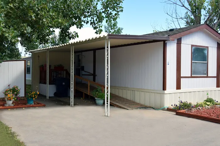 Villa West Manufactured Home Community Picture 5