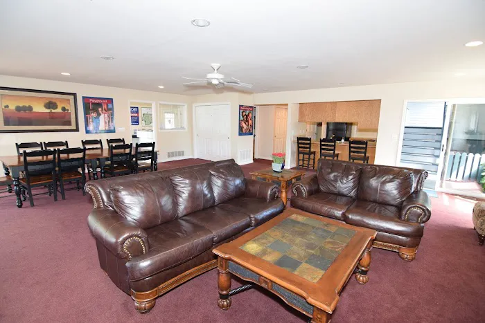 Villa West Manufactured Home Community Picture 9