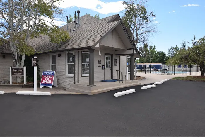 Villa West Manufactured Home Community Picture 4