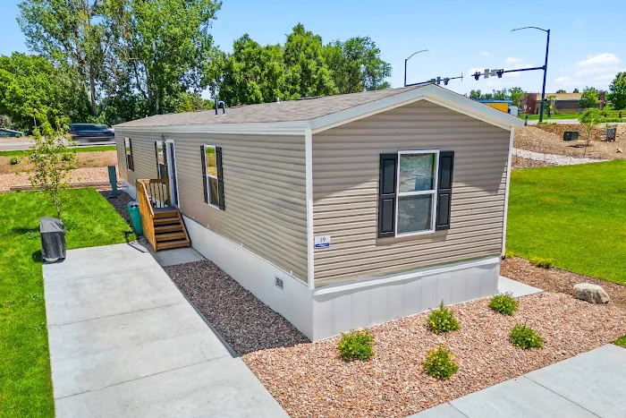 Stoneybrook Pointe Manufactured Home Community Picture 2