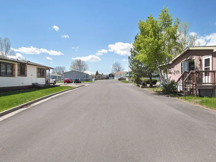 Alpine Vista Village Picture 9