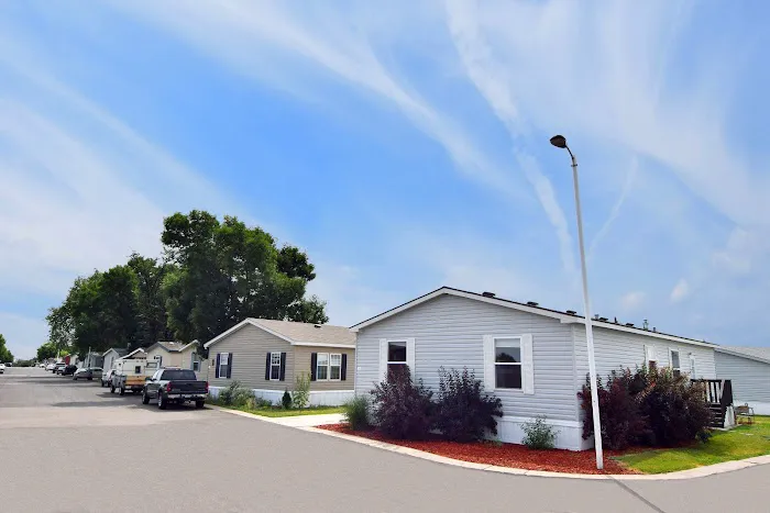 Pleasant Grove Manufactured Home Community Picture 2