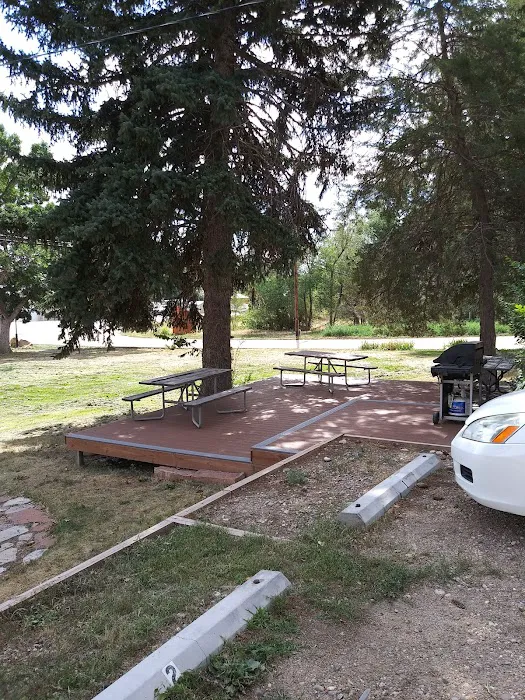 Fireside Cabins and RV Park Picture 3
