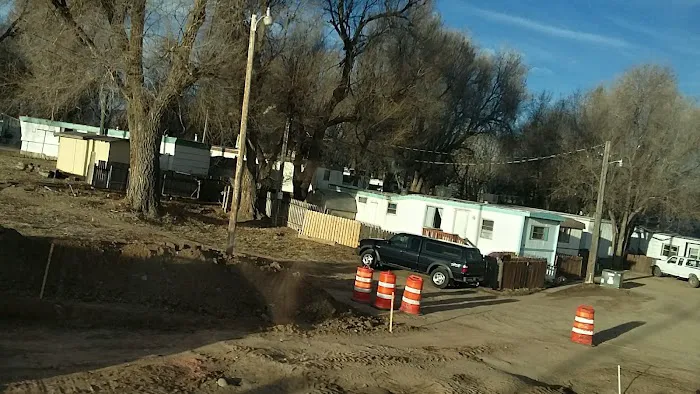 Blue Spruce Mobile Home Park Picture 4