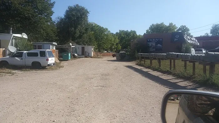 Vern's Trailer Park Picture 3