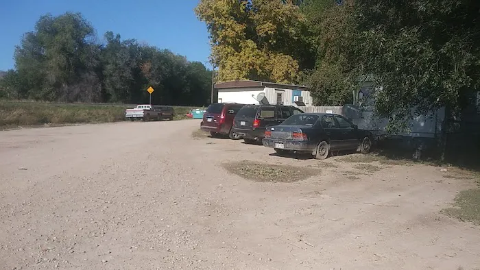 Vern's Trailer Park Picture 2