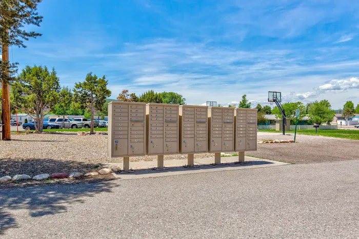 Aspen Basalt Mobile Home Park Picture 7