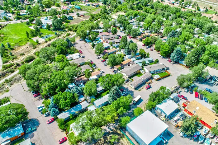 Mountain Valley Mobile Home Park Picture 8