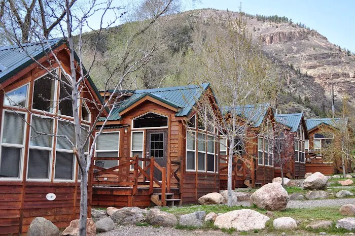 Glenwood Canyon Resort Picture 6