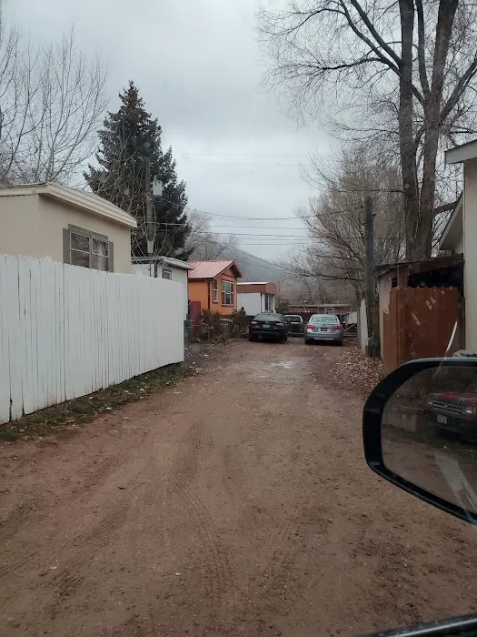 Storm King Mobile Home Park Picture 1