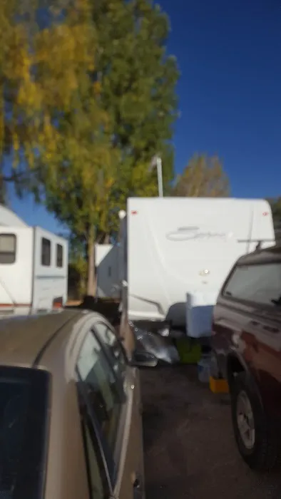 Riverview Mobile Home Park Picture 4