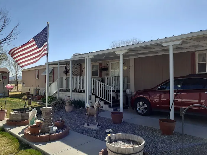 Picture Ranch Mobile Home Park Picture 4