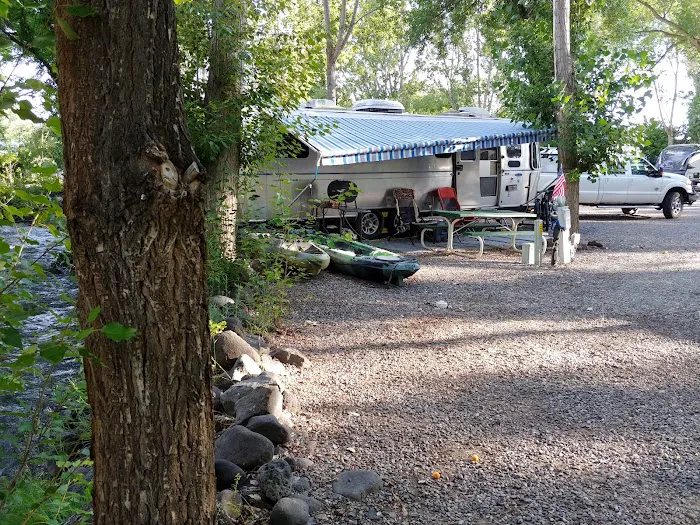 Shady Creek RV Park Picture 2