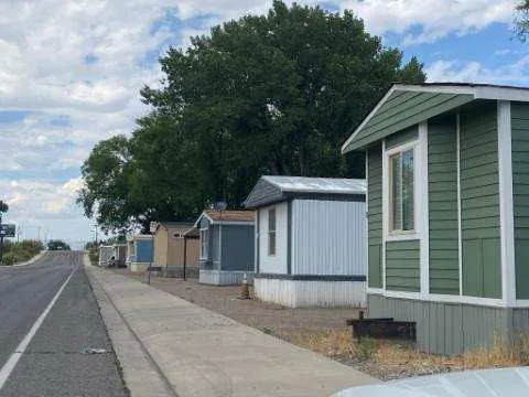 Westlake Mobile Home Park Picture 1